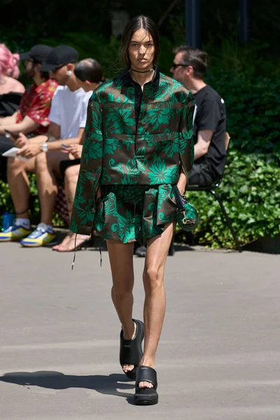Look 14